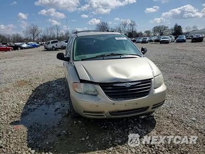 Zdjęcie 11 z 15 samochodu: 2005 CHRYSLER TOWN & COUNTRY VIN:1C4GP45R75B439037 - miniatura
