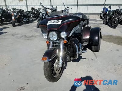 Zdjęcie 10 z 10 samochodu: 2011 HARLEY-DAVIDSON FLHTCUTG VIN:1HD1MAM17BB854037 - miniatura