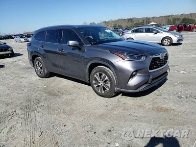 Zdjęcie 11 z 15 samochodu: 2021 TOYOTA HIGHLANDER XLE VIN:5TDGZRAH9MS056034 - miniatura