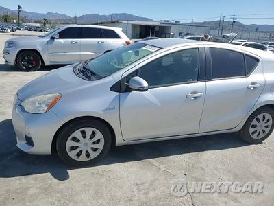Zdjęcie 11 z 14 samochodu: 2013 TOYOTA PRIUS C VIN:JTDKDTB31D1556484 - miniatura