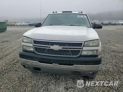 Zdjęcie 11 z 13 samochodu: 2005 CHEVROLET SILVERADO K3500 VIN:1GCJK33215F866291 - miniatura