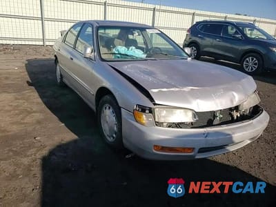 Zdjęcie 11 z 15 samochodu: 1997 HONDA ACCORD SE VIN:1HGCD5600VA276235 - miniatura