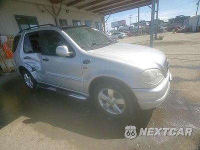 Zdjęcie 11 z 15 samochodu: 2000 MERCEDES-BENZ ML 320 VIN:4JGAB54E3YA200180 - miniatura