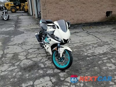 Zdjęcie 9 z 9 samochodu: 2024 YAMAHA YZFR3 A VIN:MH3RH18Y9RK013896 - miniatura