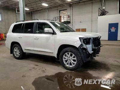 Zdjęcie 12 z 17 samochodu: 2020 TOYOTA LAND CRUISER VX-R VIN:JTMCY7AJ0L4089992 - miniatura
