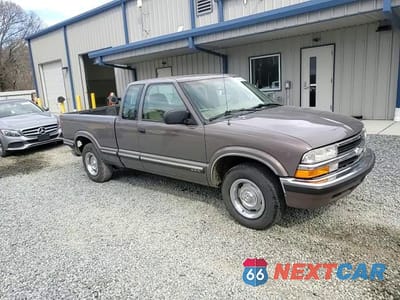 Zdjęcie 10 z 14 samochodu: 1998 CHEVROLET S TRUCK S10 VIN:1GCCS19X0WK100710 - miniatura