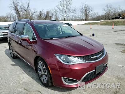 Zdjęcie 12 z 16 samochodu: 2019 CHRYSLER PACIFICA LIMITED VIN:2C4RC1GG0KR525561 - miniatura