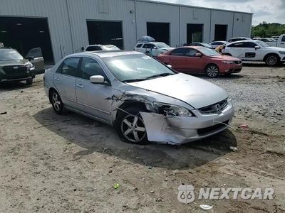 Zdjęcie 11 z 15 samochodu: 2005 HONDA ACCORD EX VIN:1HGCM56785A014217 - miniatura