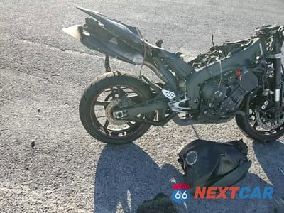 Zdjęcie 10 z 10 samochodu: 2006 YAMAHA YZFR1 C VIN:JYARN15Y96A002308 - miniatura