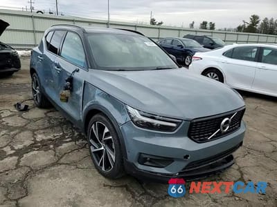 Zdjęcie 14 z 14 samochodu: 2020 VOLVO XC40 T5 R-DESIGN VIN:YV4162UM1L2268895 - miniatura