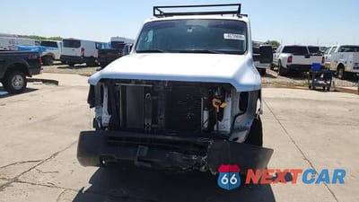 Zdjęcie 15 z 15 samochodu: 2018 NISSAN NV 3500 HD S VIN:5BZBF0AA5JN852959 - miniatura