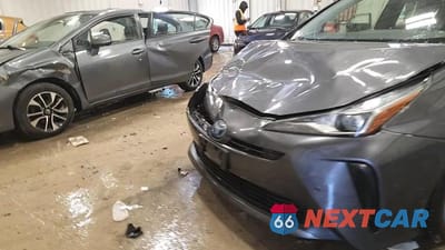 Zdjęcie 13 z 13 samochodu: 2019 TOYOTA PRIUS LE VIN:JTDKARFU1K3083671 - miniatura