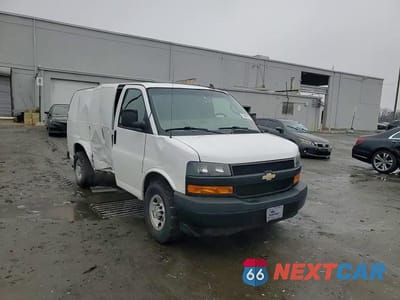 Zdjęcie 14 z 14 samochodu: 2021 CHEVROLET EXPRESS G2500 DELIVERY VAN VIN:1GCWGAFP7M1305897 - miniatura