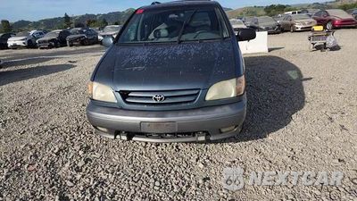 Zdjęcie 14 z 14 samochodu: 2003 TOYOTA SIENNA XLE VIN:4T3ZF13C93U550900 - miniatura