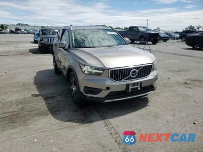 Zdjęcie 14 z 14 samochodu: 2020 VOLVO XC40 T5 INSCRIPTION VIN:YV4162UL2L2199898 - miniatura