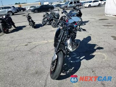 Zdjęcie 10 z 10 samochodu: 2023 KAWASAKI ZR900 F VIN:ML5ZRDF11PDA57523 - miniatura