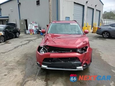 Zdjęcie 13 z 13 samochodu: 2015 MITSUBISHI OUTLANDER SE VIN:JA4AD3A35FZ007964 - miniatura