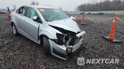Zdjęcie 13 z 13 samochodu: 2015 CHEVROLET SONIC LT VIN:1G1JC5SH5F4115652 - miniatura