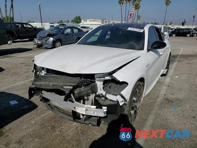 Zdjęcie 13 z 13 samochodu: 2022 ALFA ROMEO GIULIA SUPER VIN:ZARFAMBN6N7666131 - miniatura