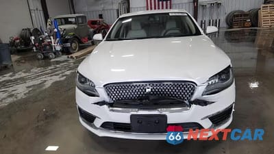 Zdjęcie 13 z 13 samochodu: 2020 LINCOLN MKZ VIN:3LN6L5A93LR616920 - miniatura