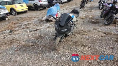 Zdjęcie 10 z 10 samochodu: 2011 KAWASAKI ZX600 R VIN:JKAZX4R12BA027536 - miniatura