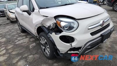Zdjęcie 13 z 13 samochodu: 2016 FIAT 500X VIN:ZFBCFYCT3GP370668 - miniatura