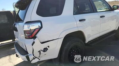 Zdjęcie 14 z 14 samochodu: 2021 TOYOTA 4RUNNER VENTURE EDITION VIN:JTEHU5JR0M5965575 - miniatura