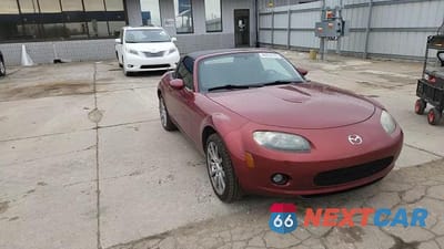 Zdjęcie 13 z 13 samochodu: 2006 MAZDA MX-5 MIATA VIN:JM1NC25F960119258 - miniatura