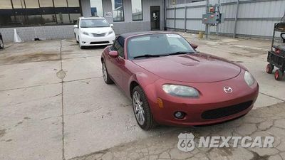 Zdjęcie 13 z 13 samochodu: 2006 MAZDA MX-5 MIATA VIN:JM1NC25F960119258 - miniatura