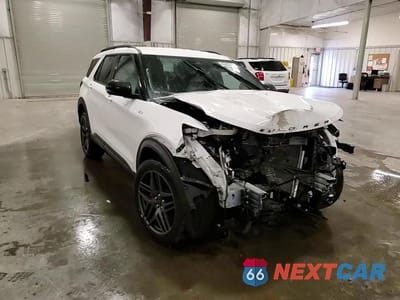 Zdjęcie 14 z 14 samochodu: 2025 FORD EXPLORER ST-LINE VIN:1FMUK8KH2SGB52252 - miniatura