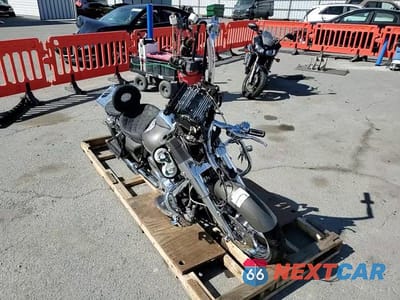 Zdjęcie 10 z 10 samochodu: 2019 HARLEY-DAVIDSON FLTRX VIN:1HD1KHC13KB626780 - miniatura