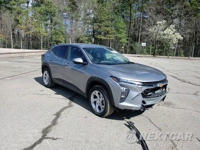 Zdjęcie 14 z 14 samochodu: 2024 CHEVROLET TRAX LS VIN:KL77LFE25RC147135 - miniatura