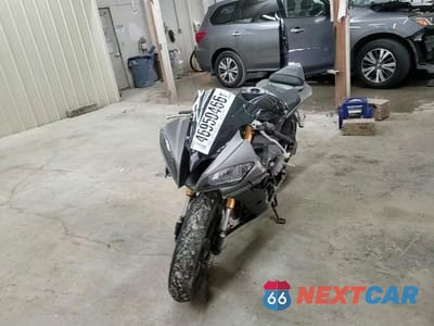 Zdjęcie 10 z 10 samochodu: 2009 YAMAHA YZFR6 VIN:JYARJ16E29A011842 - miniatura
