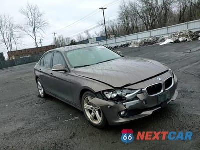 Zdjęcie 13 z 13 samochodu: 2013 BMW 328 XI SULEV VIN:WBA3B5C5XDF591143 - miniatura