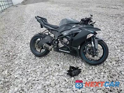 Zdjęcie 11 z 11 samochodu: 2019 KAWASAKI ZX636 K VIN:JKBZXJG17KA002614 - miniatura