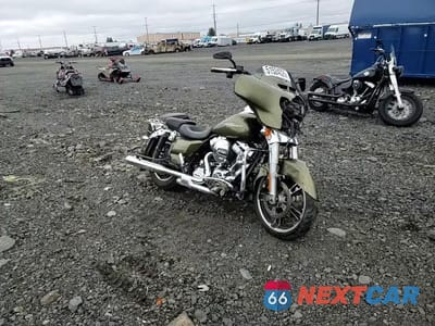 Zdjęcie 10 z 10 samochodu: 2016 HARLEY-DAVIDSON FLHX STREET GLIDE VIN:1HD1KBM10GB622544 - miniatura