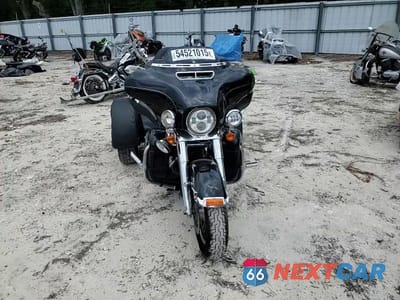 Zdjęcie 9 z 9 samochodu: 2014 HARLEY-DAVIDSON FLHTCUTG TRI GLIDE ULTRA VIN:1HD1MAL11EB860549 - miniatura