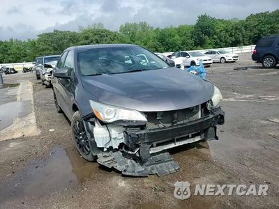 Zdjęcie 13 z 14 samochodu: 2016 TOYOTA CAMRY LE VIN:4T4BF1FK1GR520024 - miniatura