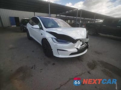 Zdjęcie 13 z 14 samochodu: 2023 TESLA MODEL X VIN:7SAXCBE55PF382241 - miniatura
