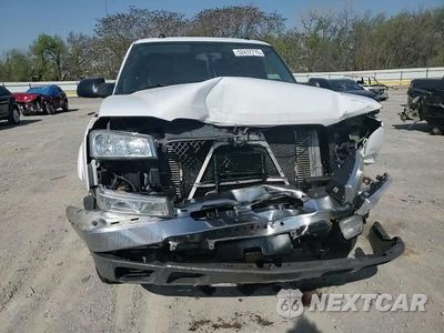 Zdjęcie 10 z 14 samochodu: 2004 CHEVROLET SILVERADO K2500 HEAVY DUTY VIN:1GCHK23254F245837 - miniatura
