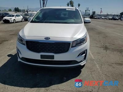 Zdjęcie 12 z 16 samochodu: 2020 KIA SEDONA LX VIN:KNDMB5C1XL6658164 - miniatura