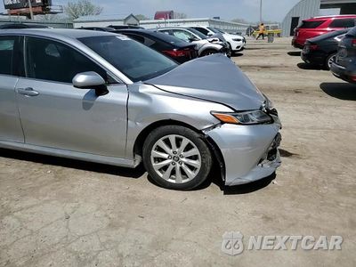 Zdjęcie 10 z 14 samochodu: 2018 TOYOTA CAMRY L VIN:4T1B11HK7JU578894 - miniatura