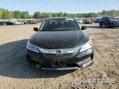 Zdjęcie 11 z 14 samochodu: 2017 HONDA ACCORD LX VIN:1HGCR2F33HA205089 - miniatura