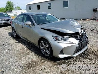 Zdjęcie 14 z 16 samochodu: 2018 LEXUS IS 300 VIN:JTHC81D27J5030249 - miniatura