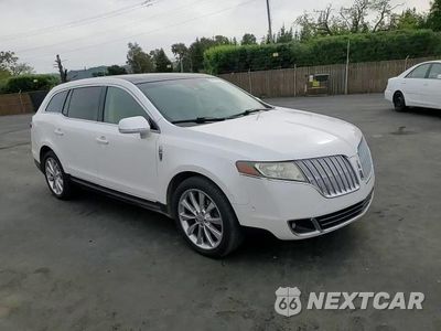 Zdjęcie 12 z 15 samochodu: 2011 LINCOLN MKT VIN:2LMHJ5AT1BBJ50674 - miniatura