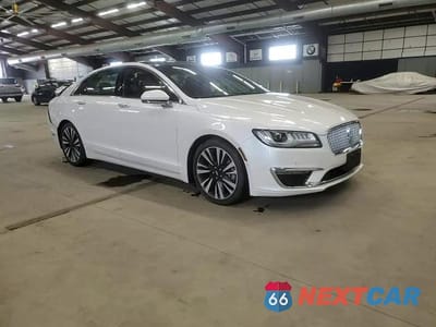 Zdjęcie 11 z 15 samochodu: 2018 LINCOLN MKZ RESERVE VIN:3LN6L5EC0JR609569 - miniatura
