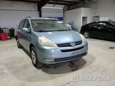 Zdjęcie 14 z 15 samochodu: 2005 TOYOTA SIENNA XLE VIN:5TDZA22C35S279486 - miniatura