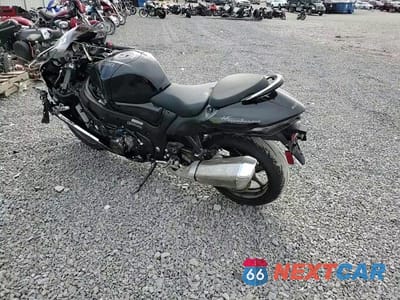 Zdjęcie 10 z 10 samochodu: 2024 SUZUKI GSX1300 RR VIN:JS1EJ11B5R7101266 - miniatura