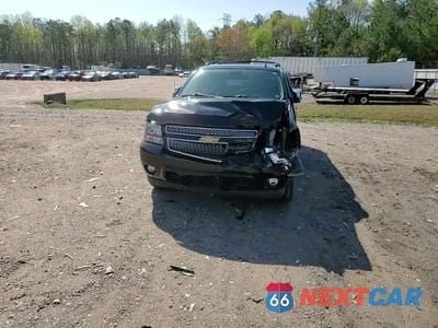 Zdjęcie 10 z 14 samochodu: 2013 CHEVROLET AVALANCHE LTZ VIN:3GNTKGE70DG126292 - miniatura