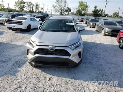 Zdjęcie 11 z 16 samochodu: 2025 TOYOTA RAV4 XLE VIN:2T3W1RFV8SC318589 - miniatura